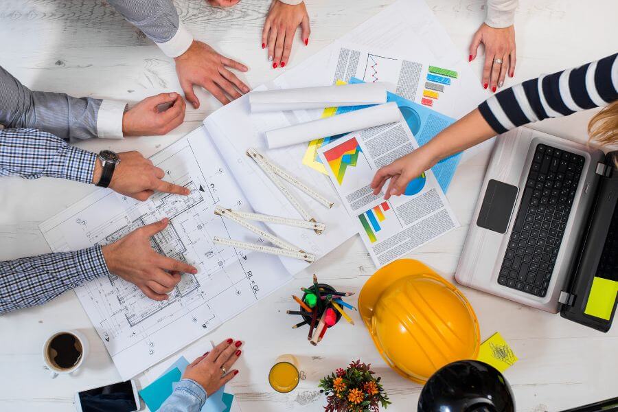 Chef de p + Cons + Dév + Arch