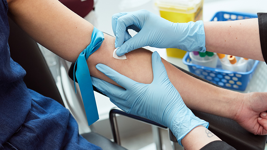 Services de dépistage des donneurs